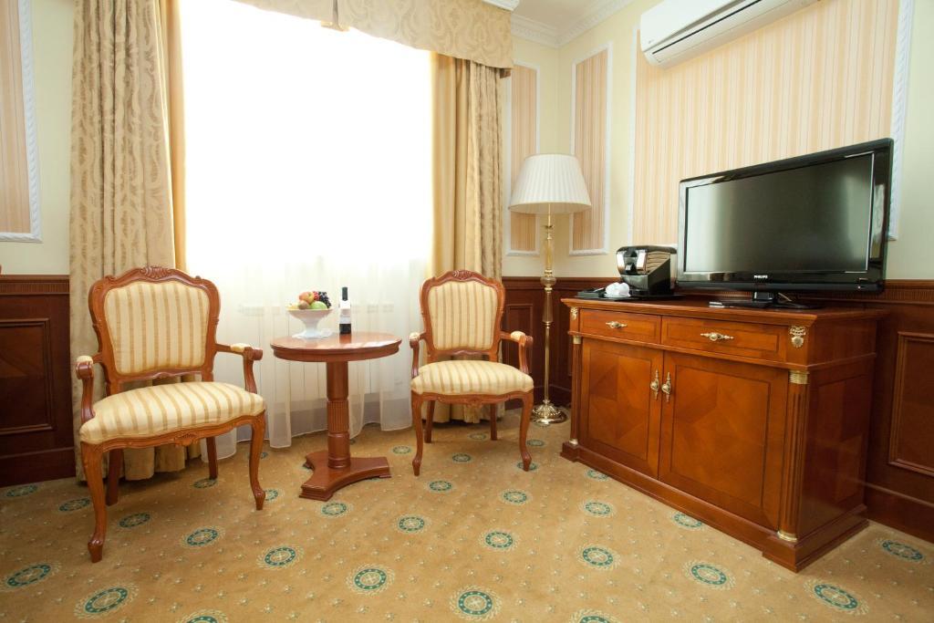 חברובסק Parus Hotel חדר תמונה